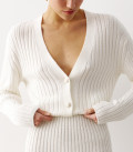 Cardigan mini with a V-shaped neckline milk