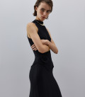 Rose on thin ribbon black