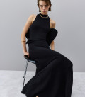 Rose on thin ribbon black