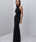 Rose on thin ribbon black