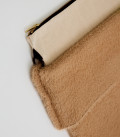 Сумка клатч з пухнастої пряжі Soft Clutch карамель